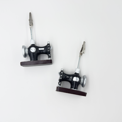 Sewing Machine Model Clip