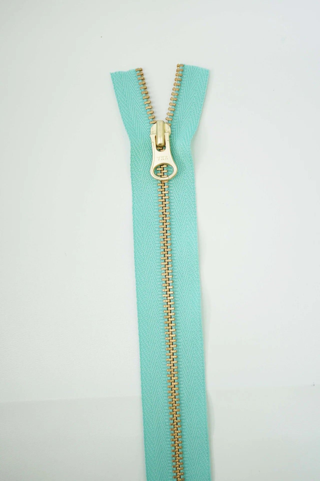 YKK Size 3 Brass Continuous Chain l By Yard