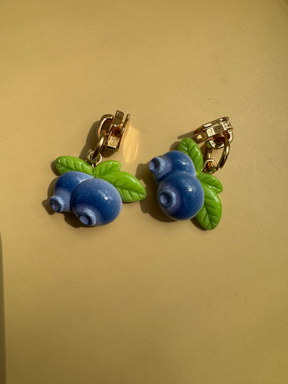 Blueberry Zipper Pulls