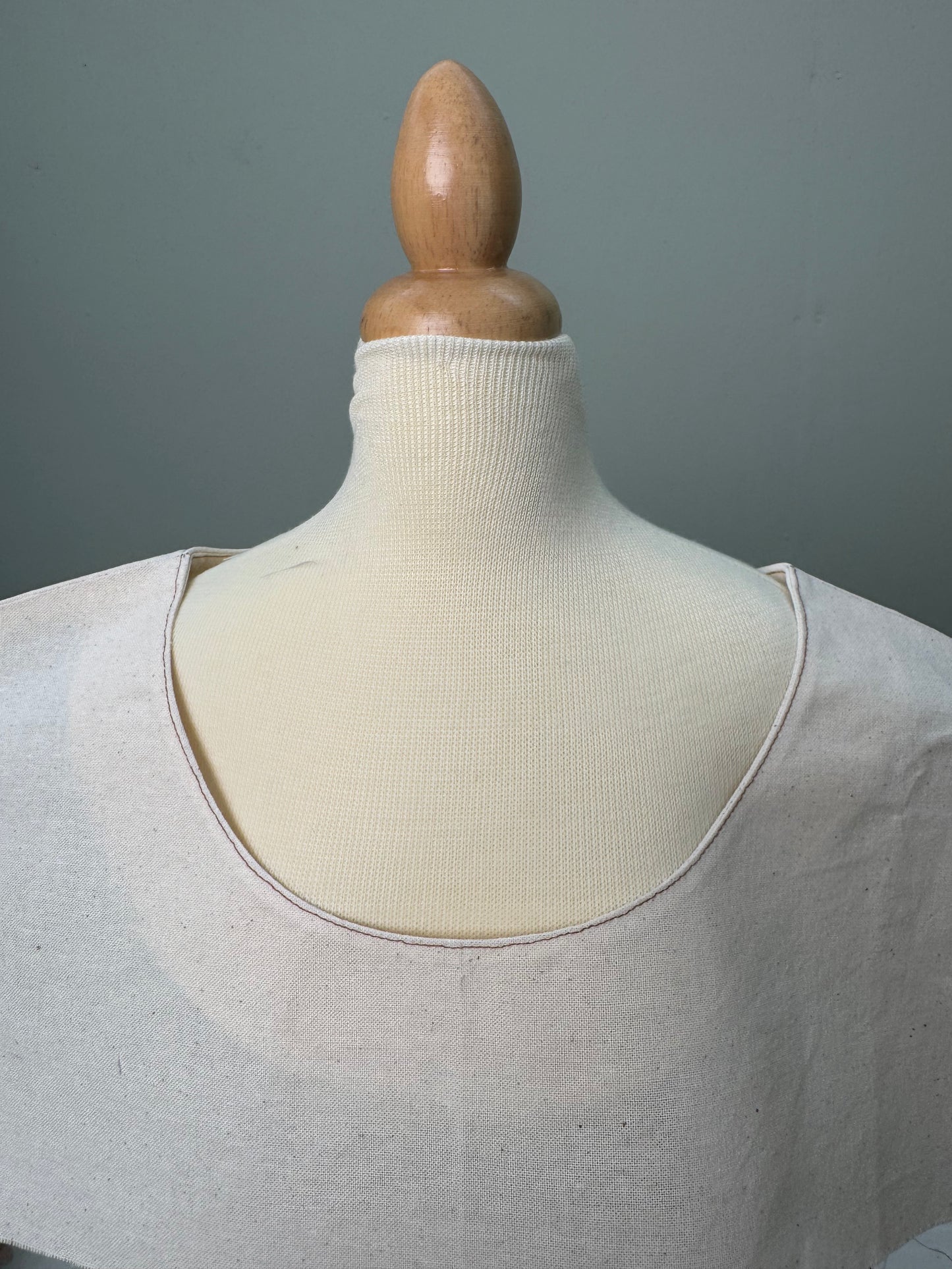 Round Faced Neckline Learning Pattern