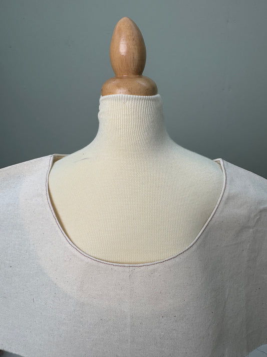Round Faced Neckline Learning Pattern