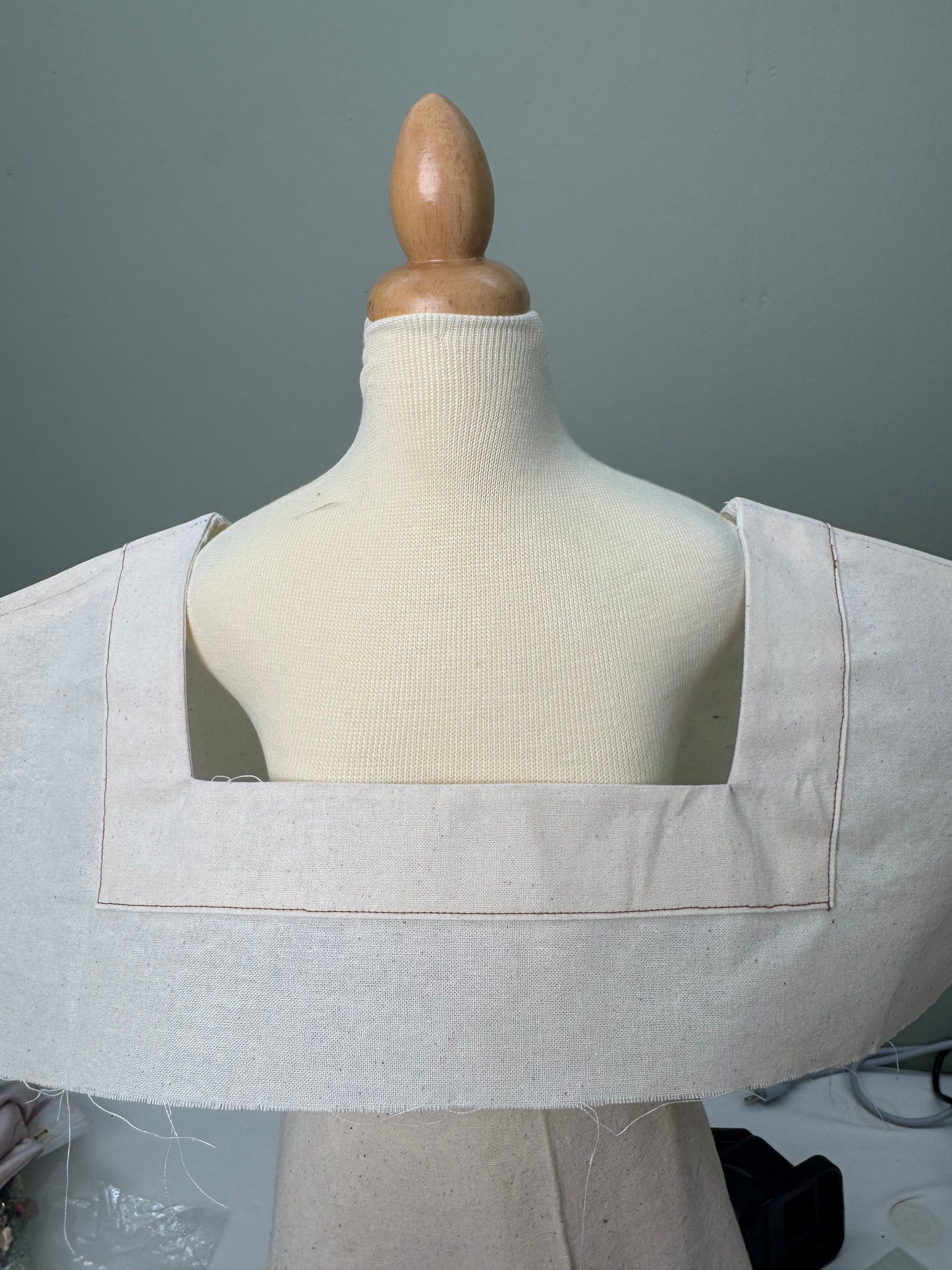 Square Neckline with Exposed Facing Learning Pattern