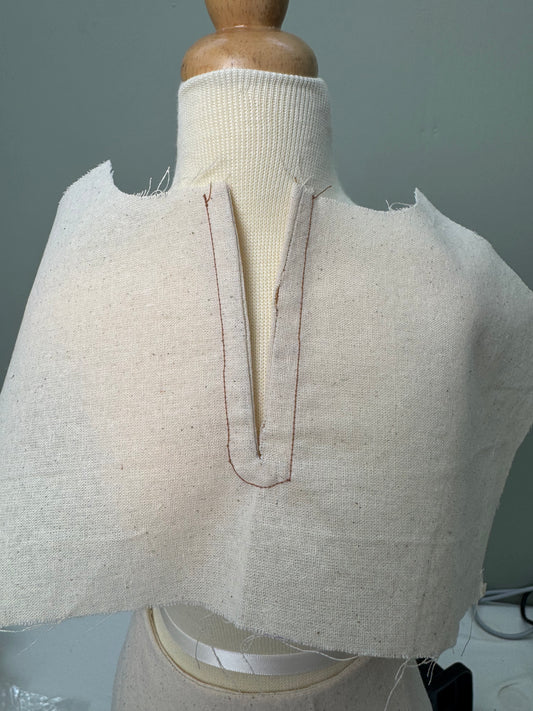 Faced Neckline Slit Learning Pattern