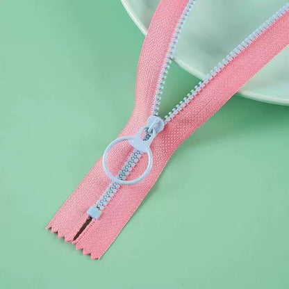 Size 3 Resin Closed-End Zipper